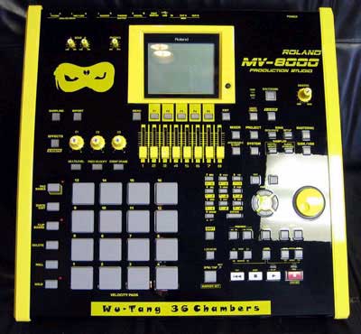 超精美的纯白色Roland合成器