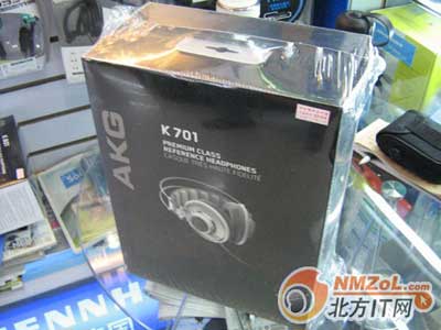 AKG K701高端音乐型耳机古典设计风格