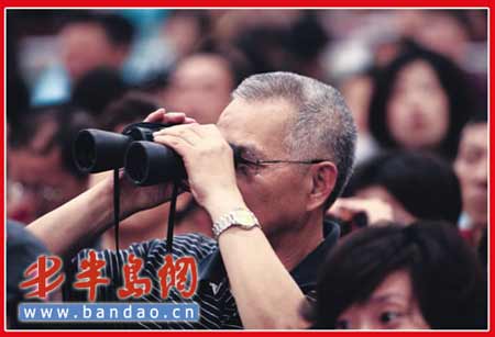 小沈阳“不差才”青岛表演“不差笑”(图)
