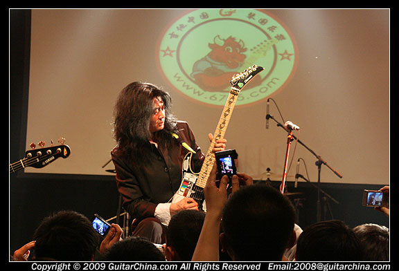 吉他之爱2009金属吉他双雄之夜3月29日上演