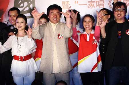 成龙鸟巢演唱会最终阵容公布 百名群星布阵六舞台