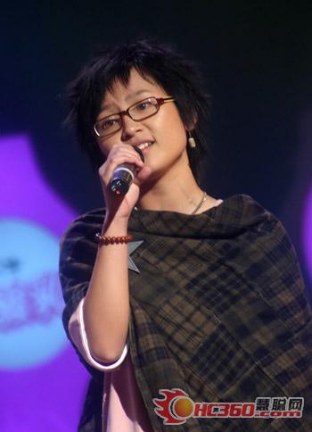 李宇春张靓颖周笔畅确定将于8月同台举行演唱会(图)