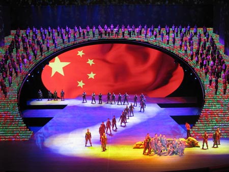 设计师揭秘：6500件道具铺“复兴之路”