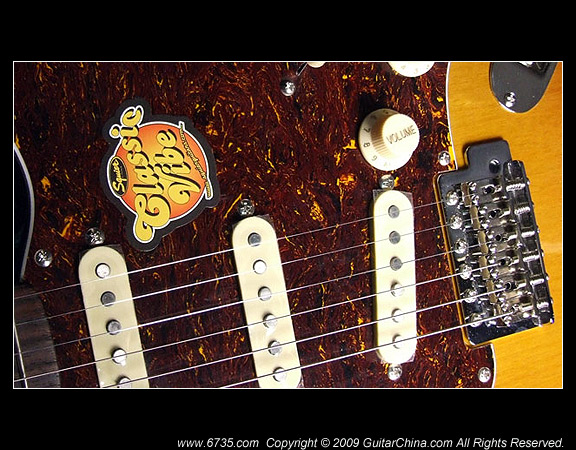 经典外观 Squier Classic Vibe吉他(图)