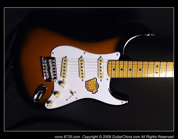 经典外观 Squier Classic Vibe吉他(图)