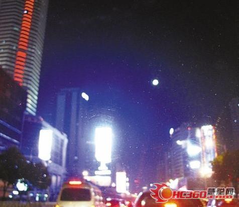 制定行业标准 拯救LED大屏幕光污染困境