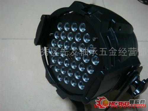 舞台灯的多样选择 炫熠摇头LED灯热销中