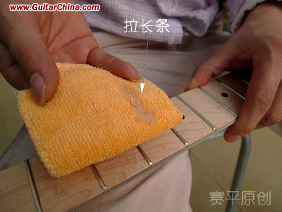 吉他品丝和琴体的护理及电吉他的调试方法