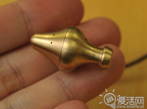 满城尽是黄金甲 日本推天价高端耳机