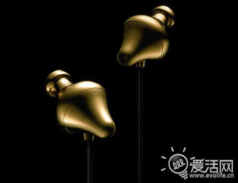满城尽是黄金甲 日本推天价高端耳机