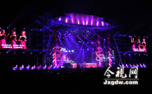 “中国风”群星演唱会南昌上演 王乔逸操刀舞美