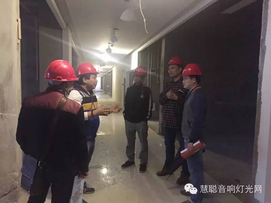 专业音响灯光考察团现场抢驻中国·慧聪家电城 岂止看气质?