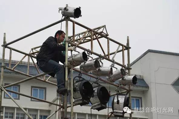 拿什么拯救你 舞台演出豆腐渣工程？