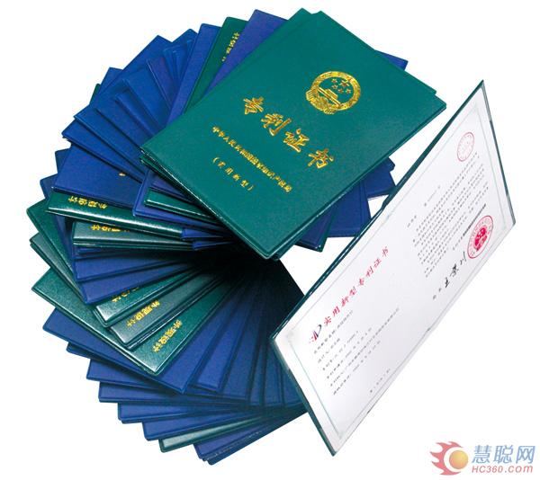 【十佳品牌访谈】珠江灯光总裁梁志远：走自主品牌之路  做世界的灯光企业