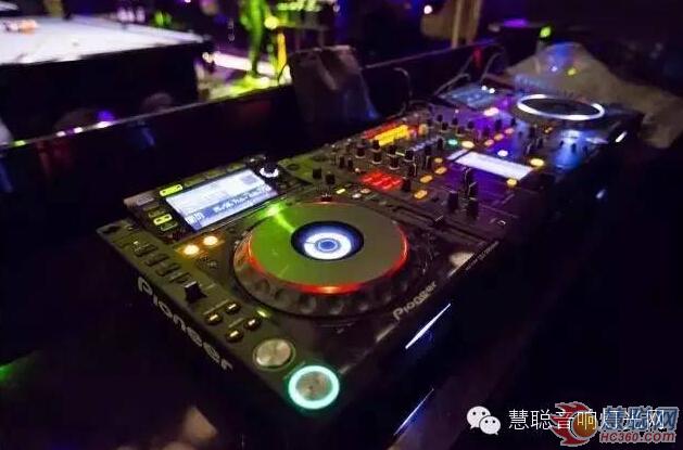 豪！让王思聪一晚上消费250万元的KTV长什么样子？