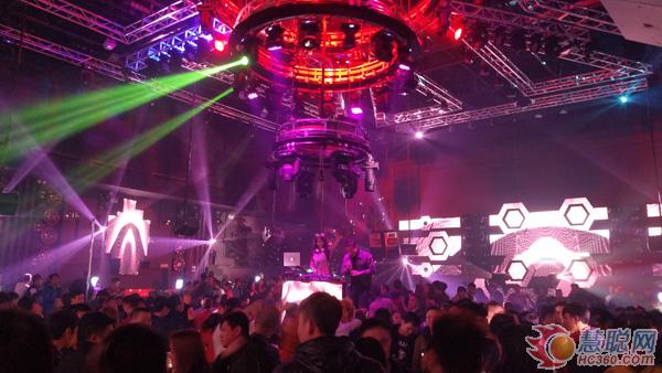 燊创音响打造布加迪酒吧音响系统 引领夜店娱乐风潮