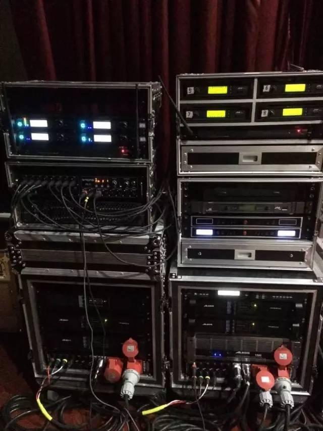 ALESIS推出线阵列扬声器系统——CH系列
