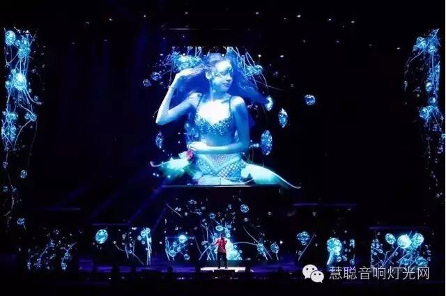 周杰伦广州站巡演 舞台灯光炫爆表！