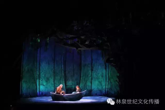百老汇剧作“不老泉” 看逼格高的舞台剧怎样布景