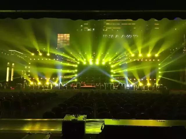 许巍音乐会唱响青春 看TWAUDiO强力助阵