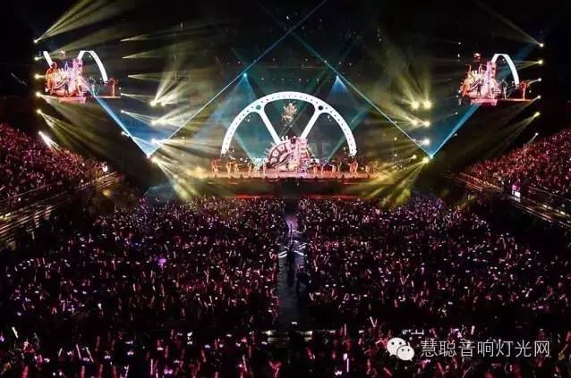 周杰伦广州站巡演 舞台灯光炫爆表！