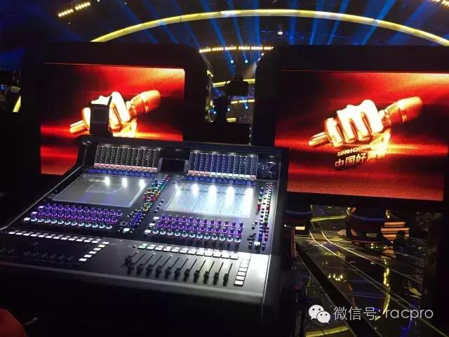 改名了！《中国新歌声》转椅变战车 音响舞美升级还有黑科技！