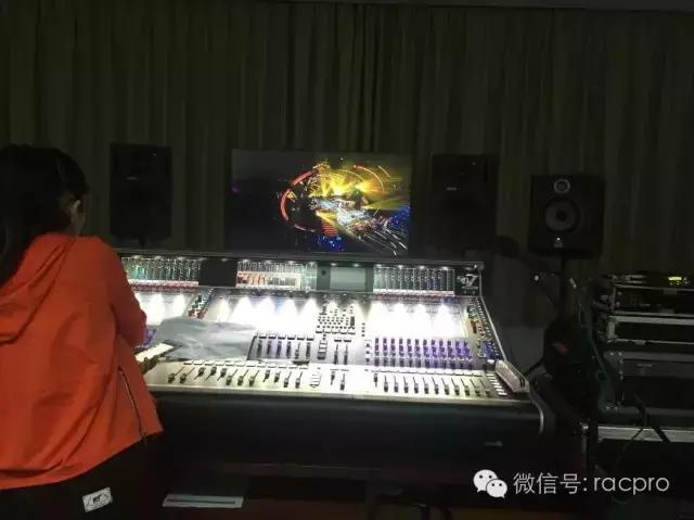 改名了！《中国新歌声》转椅变战车 音响舞美升级还有黑科技！