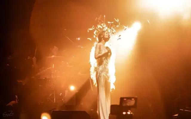 田馥甄世界巡演拉开帷幕 魔幻现场美照送上