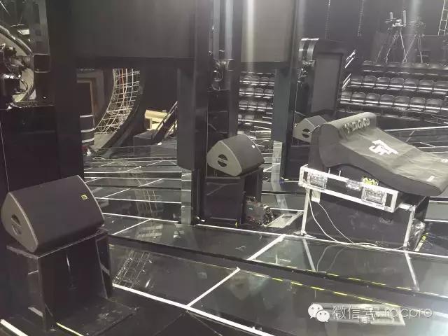 改名了！《中国新歌声》转椅变战车 音响舞美升级还有黑科技！