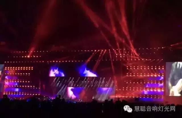 彩熠灯光助阵深圳五月天演唱会