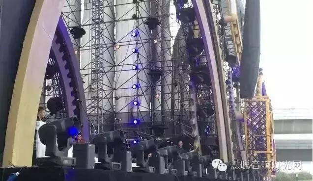 50万人观看西部音乐节 一场极致淋漓的声色盛宴是怎样形成的？