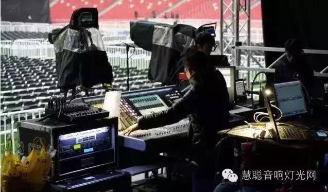2016陈奕迅巡回演唱会幕后探视——SSL LIVE调音台