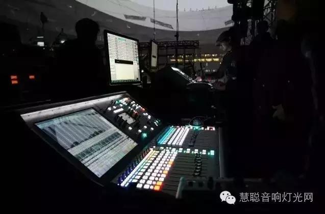 2016陈奕迅巡回演唱会幕后探视——SSL LIVE调音台