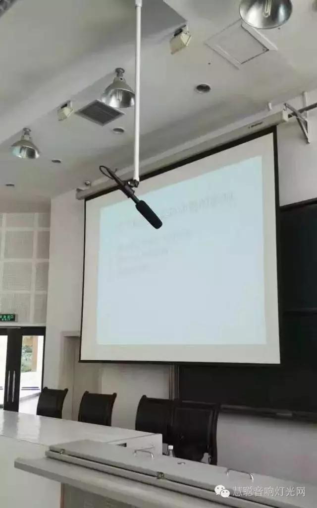 东微智能语音系统走进校园 川大师生体验智慧教育