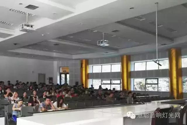 东微智能语音系统走进校园 川大师生体验智慧教育