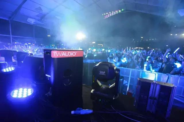 50万人观看西部音乐节 一场极致淋漓的声色盛宴是怎样形成的？