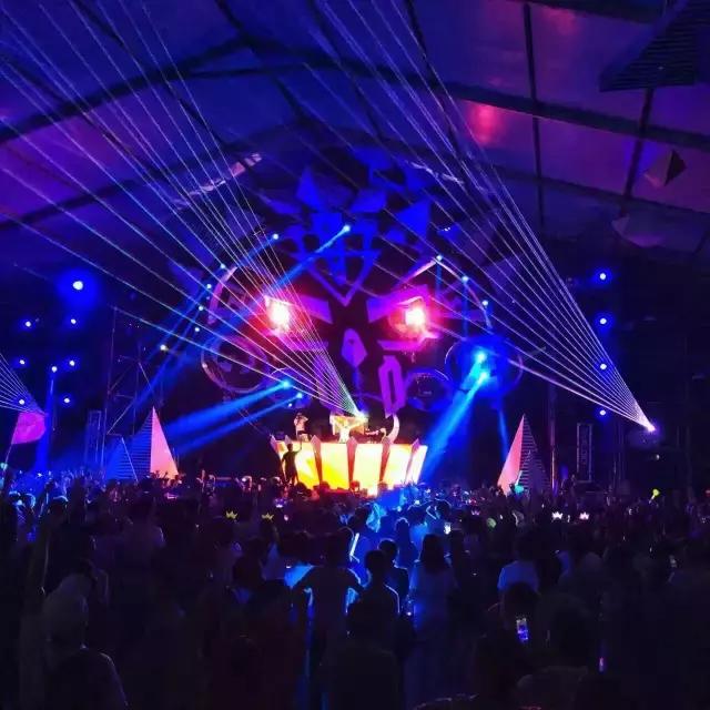 西部音乐节5天超50万人到场观看 是怎样的舞台设计撑起这样的秀？