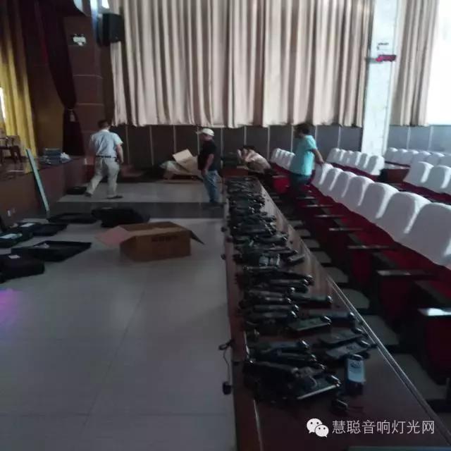 雷蒙应用于中国共产党哈密市直机关代表会议