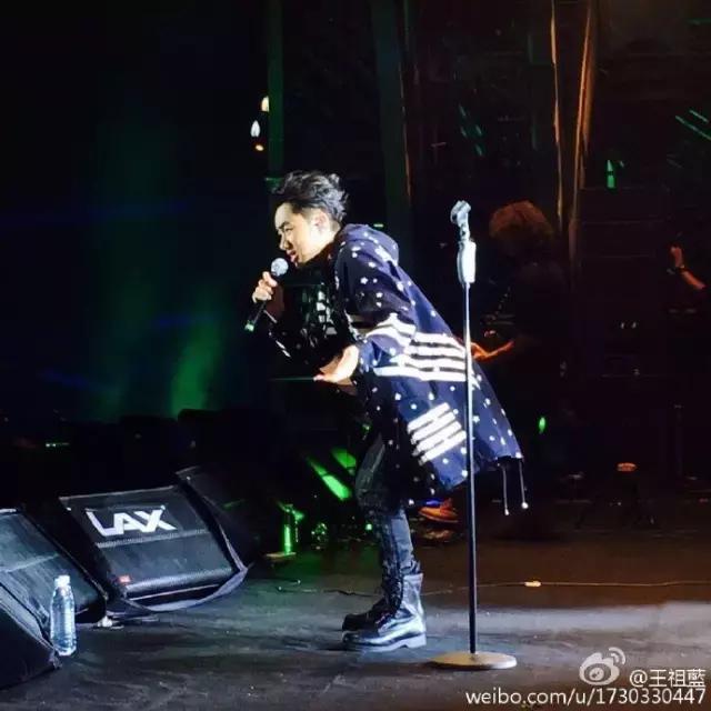 50万人观看西部音乐节 一场极致淋漓的声色盛宴是怎样形成的？