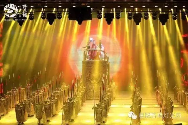 实景演出《火秀》震撼登场 鸿彩灯光倾情奉献