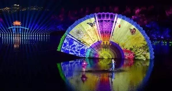 科技引领文化产业转型升级