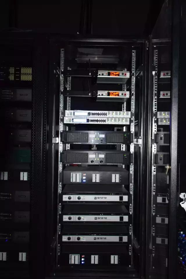 揭秘痛仰乐队LiveHouse现场演出的音响系统