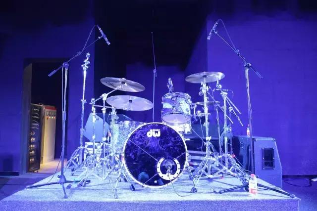 揭秘痛仰乐队LiveHouse现场演出的音响系统