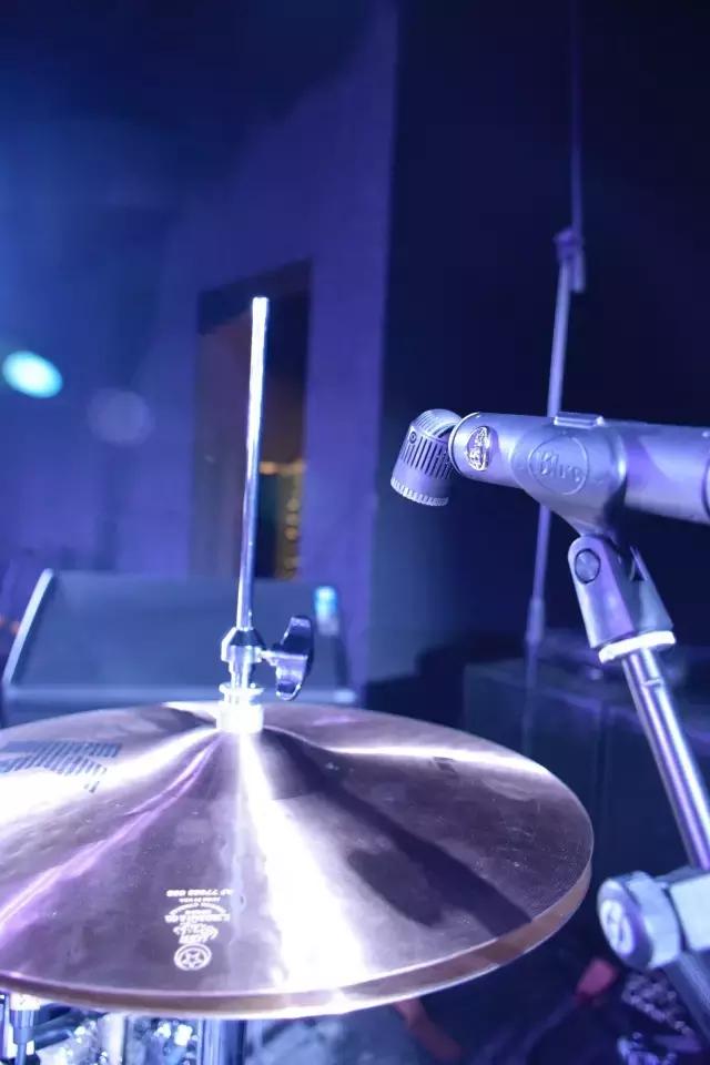 揭秘痛仰乐队LiveHouse现场演出的音响系统