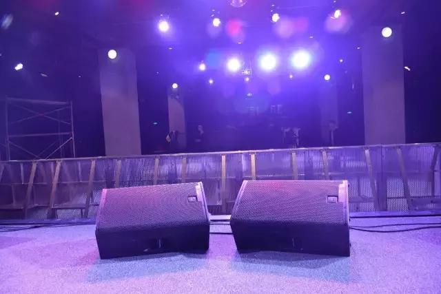 揭秘痛仰乐队LiveHouse现场演出的音响系统