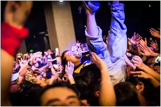 揭秘痛仰乐队LiveHouse现场演出的音响系统