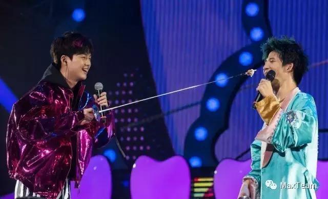 MaxTeam团队助力大张伟“人间精品起来嗨”巡演上海站