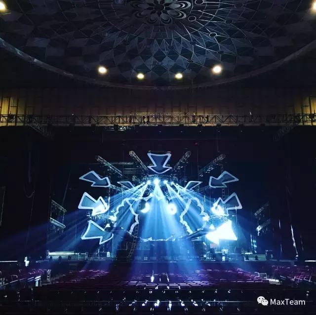 MaxTeam团队助力大张伟“人间精品起来嗨”巡演上海站