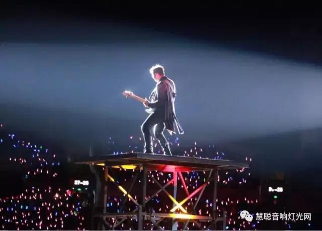 五月天20周年演唱会下血本 音响灯光舞台设备再一次破纪录！