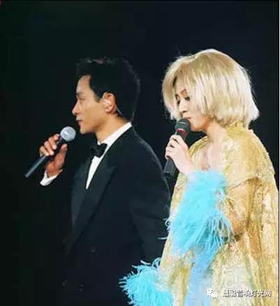 念念痴痴张国荣 穿越到哥哥的演唱会现场幕后